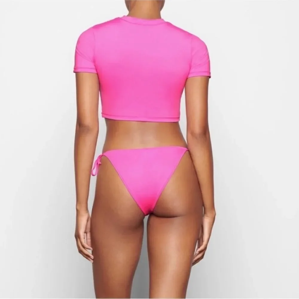 NWT Skims Swim Shirt Tee - Taffy Vibrant Pink Swim T-Shirt Size 4X